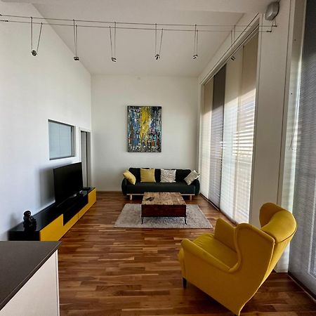 Beautiful Loft In The Center Of Лозанна Экстерьер фото